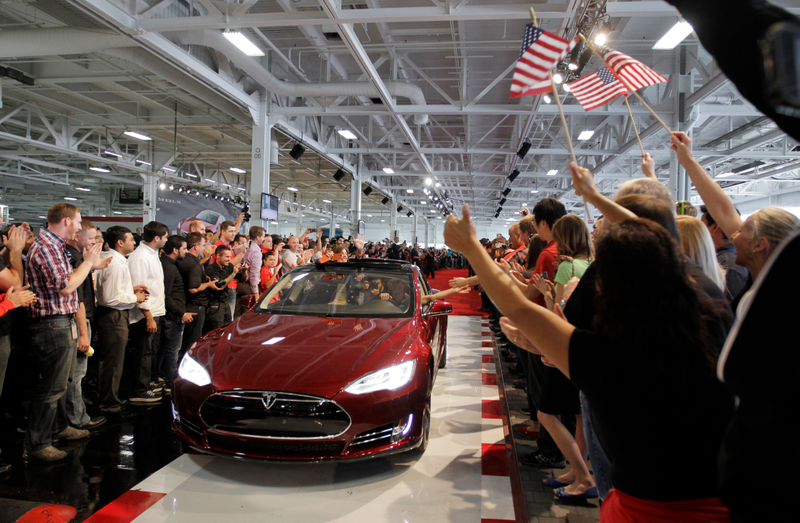 Illustration for article titled How Texas's Absurd Anti-Tesla Laws Turn Car Buying Into A Joke